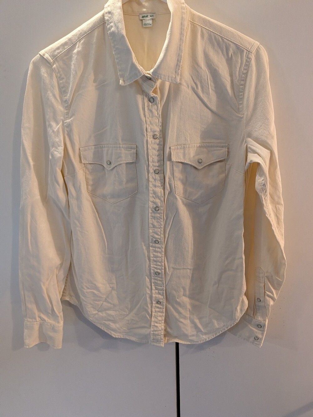 Aerie Woman's XS Western Style Cream Long-Sleeve Button-Down Pearl Snap Shirt